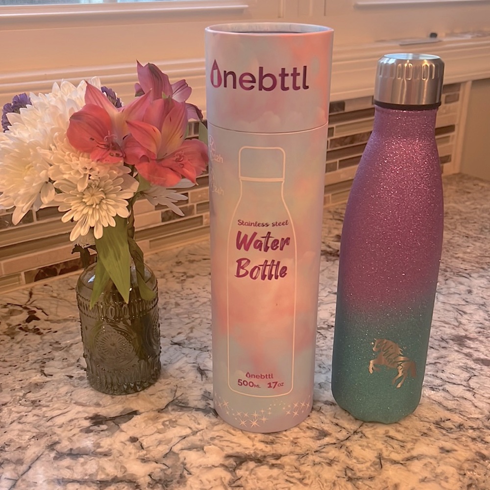 Onebttl Glitter water bottle